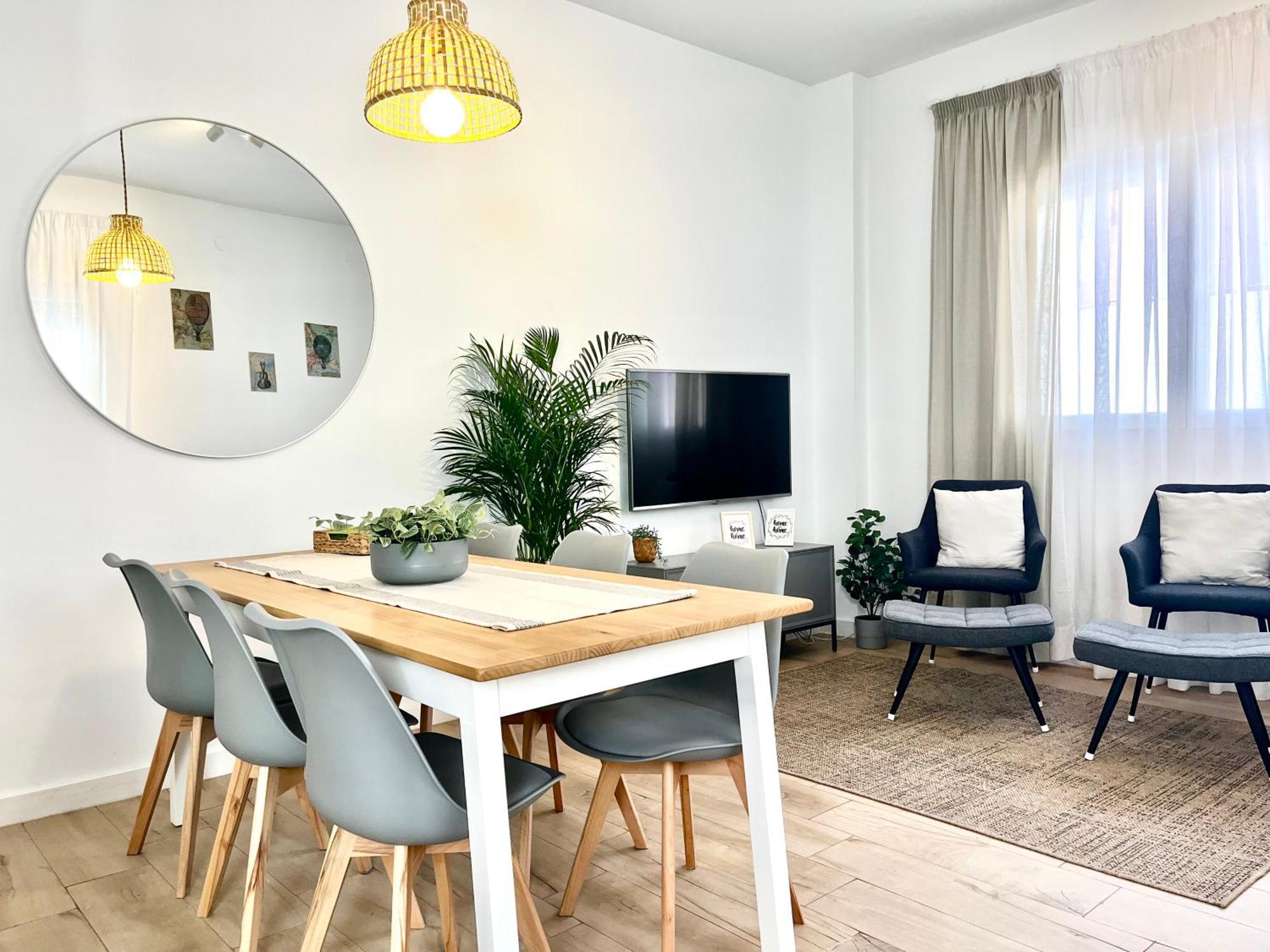 Villa Regimiento 2, Center, New, Quite, Breakfast Included, Parking On Request, Rg Málaga Esterno foto